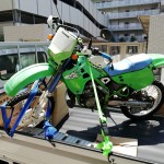 KDX125SR 不動バイクを軽トラックに積み込み運搬